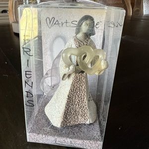 Artstone Friends ornament, approx 4” tall, hearts glow in the dark